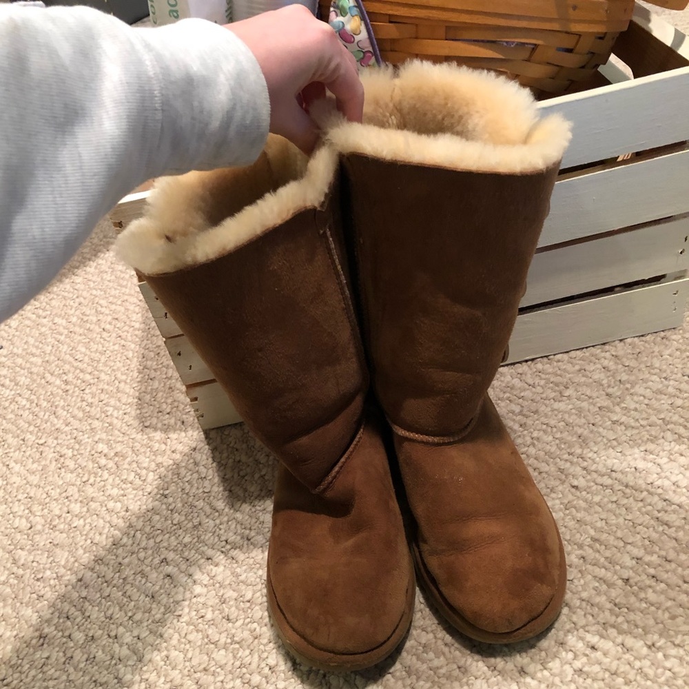 Kids tall chestnut uggs